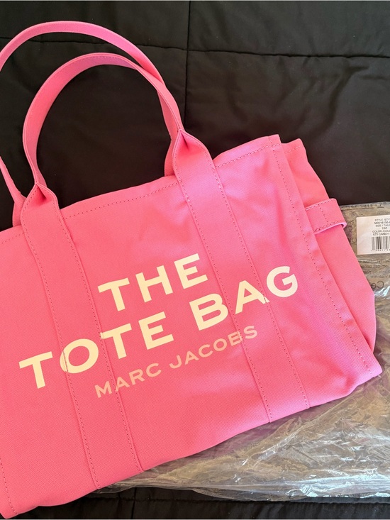 Marc Jacobs Handbags - Marc Jacobs Pink Large Canvas Tote Bag with Logo